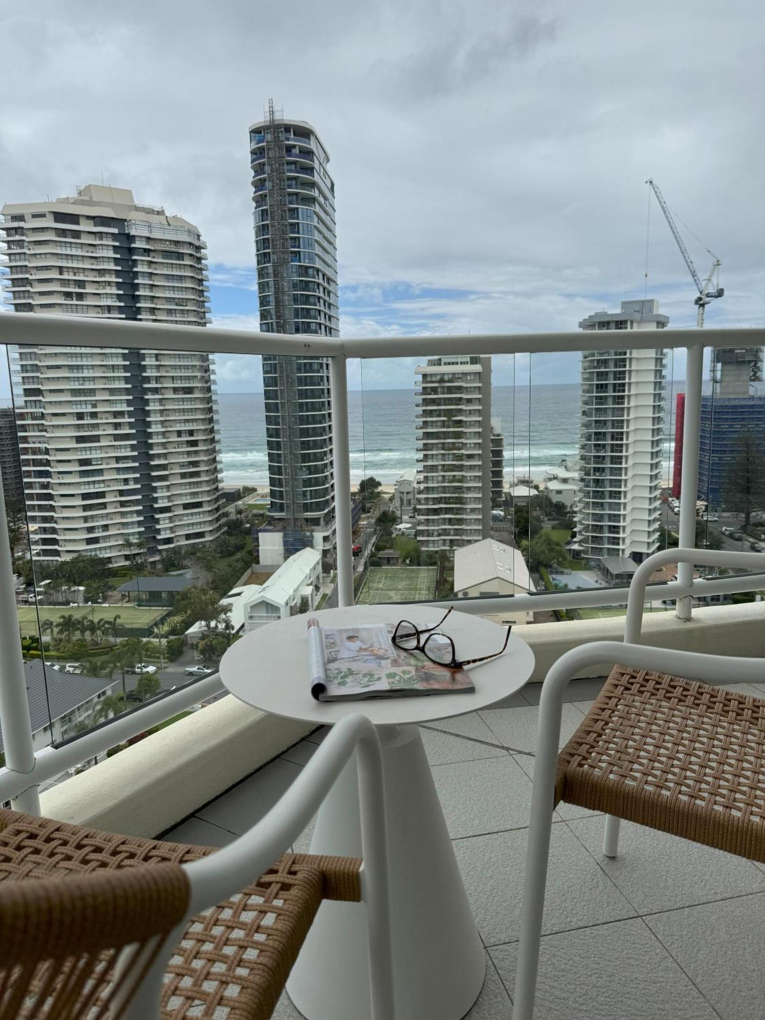 The Crest Aparthotel 4*